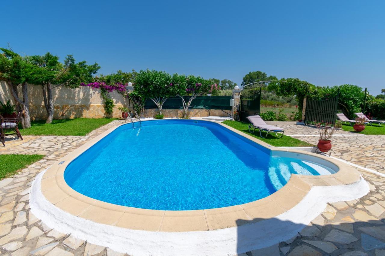 Villa Saia Halikounas ภายนอก รูปภาพ